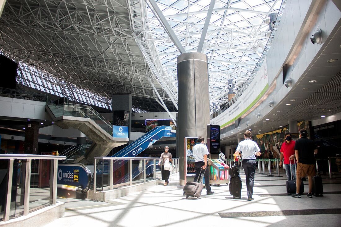 Aeroporto internacional de Recife/ Guararapes