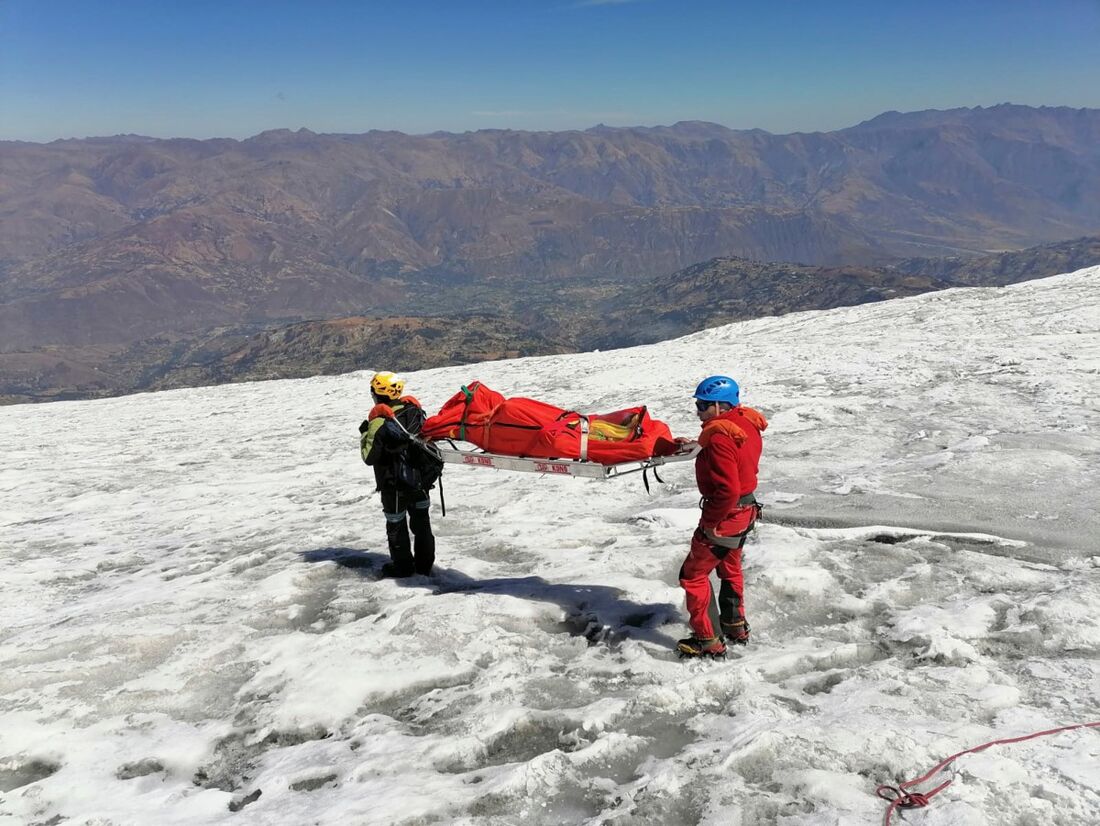 Alpinista desaparecido há 22 anos é encontrado mumificado no Peru