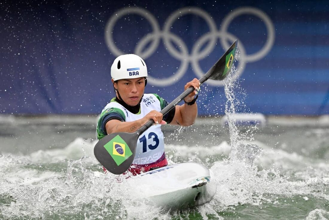 Ana Sátila vai disputar as semifinais na canoagem slalom