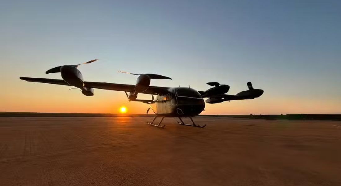 Protótipo em tamanho real da aeronave elétrica do tipo eVTOL da Eve, empresa da Embraer