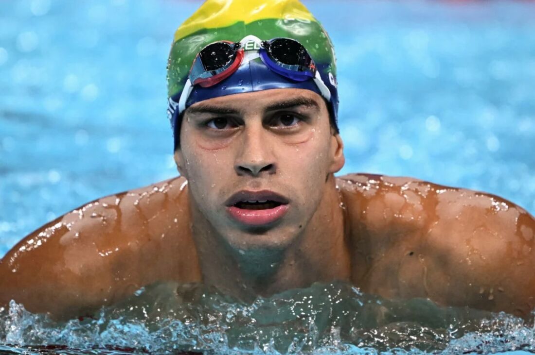 Guilherme Costa, o Cachorrão, venceu a quarta bateria e foi à final dos 400m livre com o segundo melhor tempo geral 