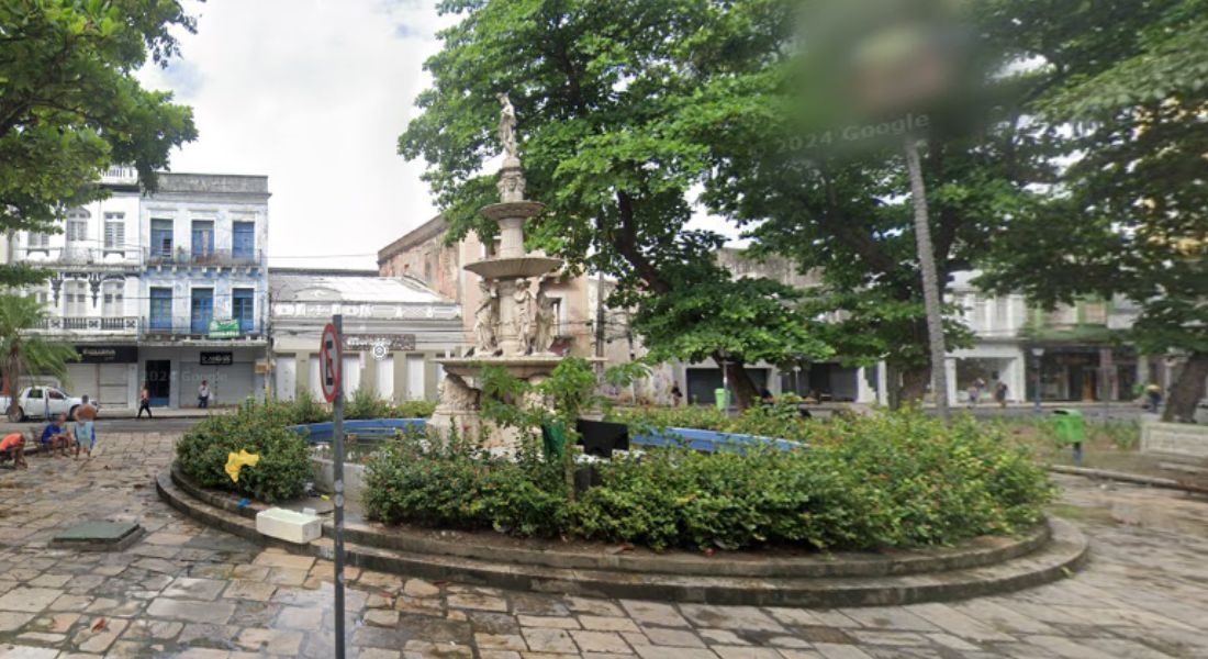 Praça Maciel Pinheiro, no Centro do Recife