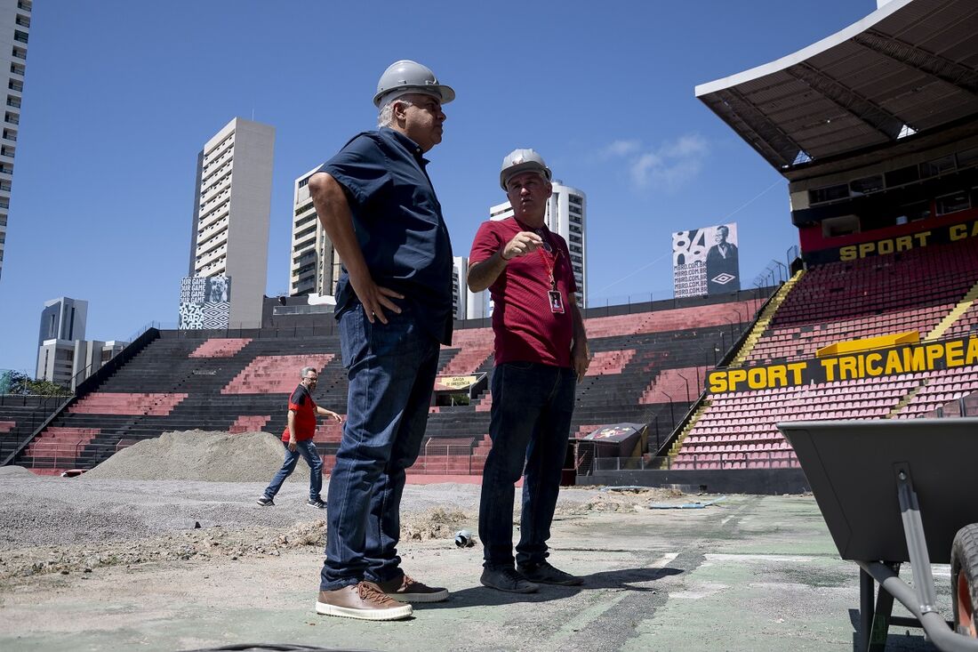 Visita de Yuri Romão ao estádio Ilha do Retiro