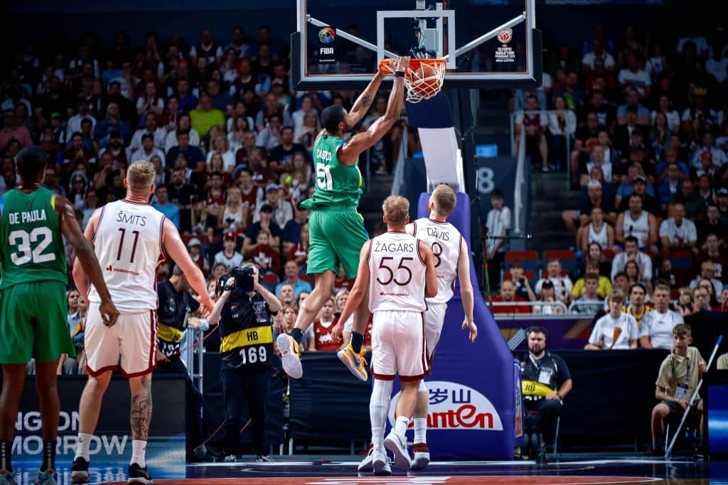 Brasil teve como principal destaque o pivô Bruno Caboclo com 21 pontos 