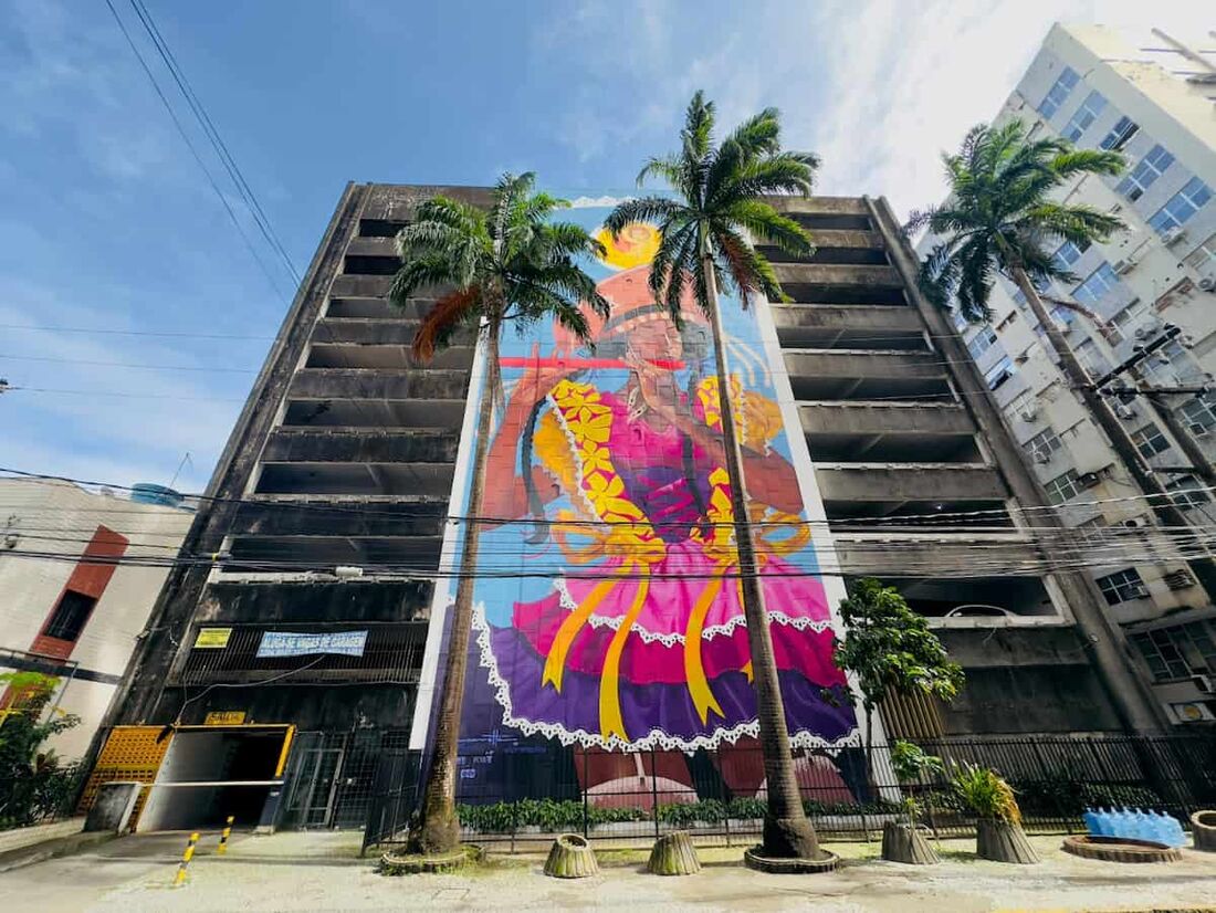 "Raiar do Pife", megamural do "Recife Cidade da Música", é inaugurado no Centro