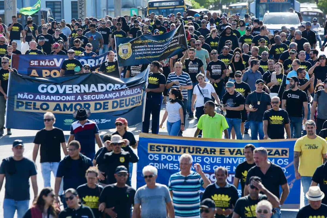 Policiais Civis de Pernambuco fazem novo protesto por demandas da categoria