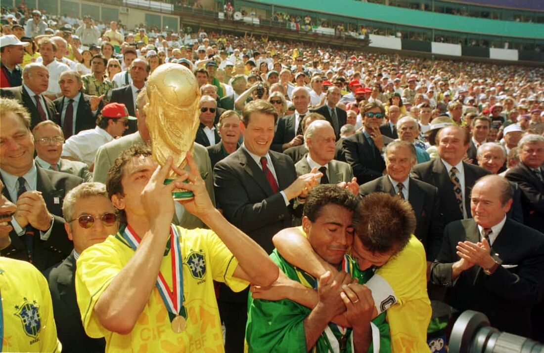 30 anos do tetra: Brasil encerrou o jejum de 24 anos sem ganhar o mundial nos Estados Unidos