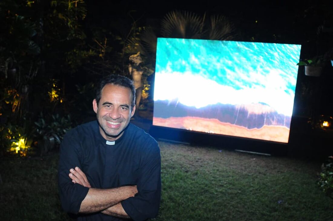 Padre Arlindo celebra 50 anos no Dia da Solidariedade com ações gratuitas em Tamandaré