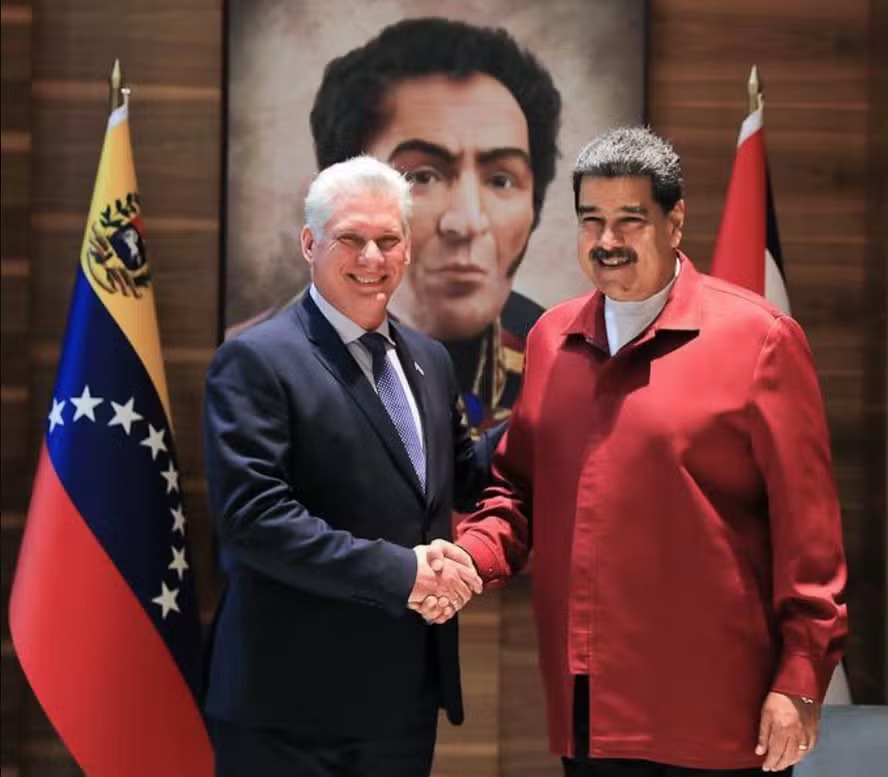 Presidente de Cuba liga para Nicolás Maduro para parabenizá-lo pela "vitória eleitoral histórica" 