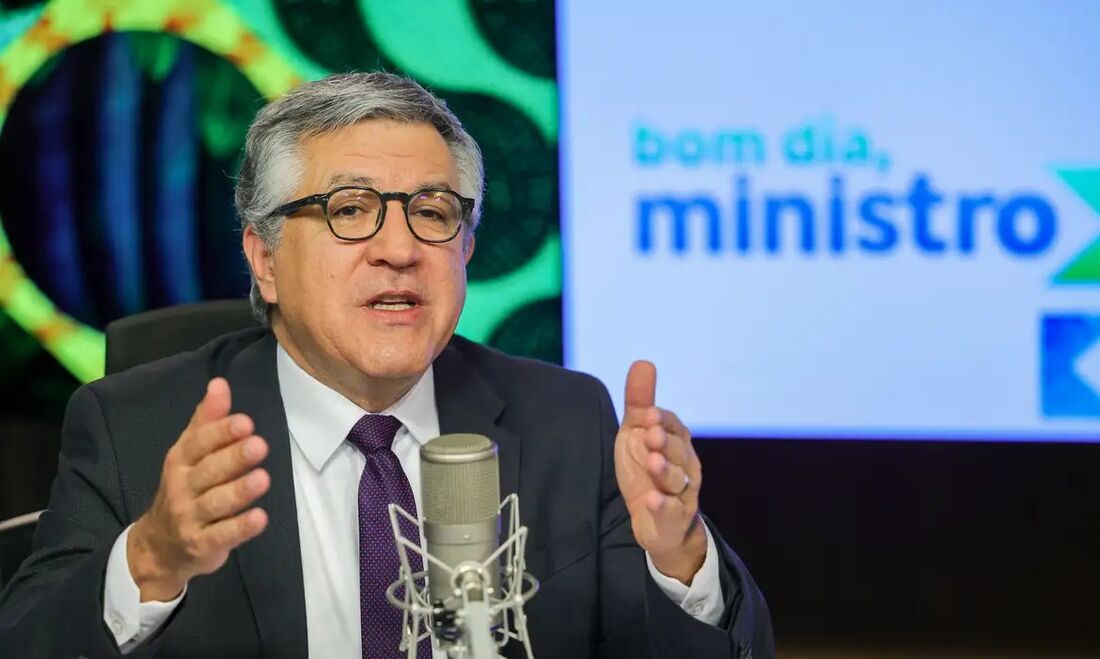 Ministro de Relações Institucionais, Alexandre Padilha