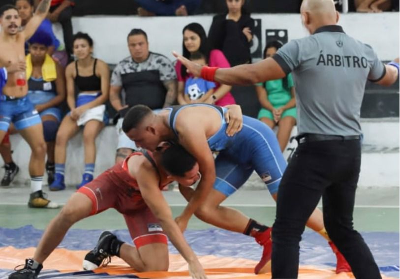 Wrestling vem ganhando um maior número de praticantes nos Jogos Universitários 