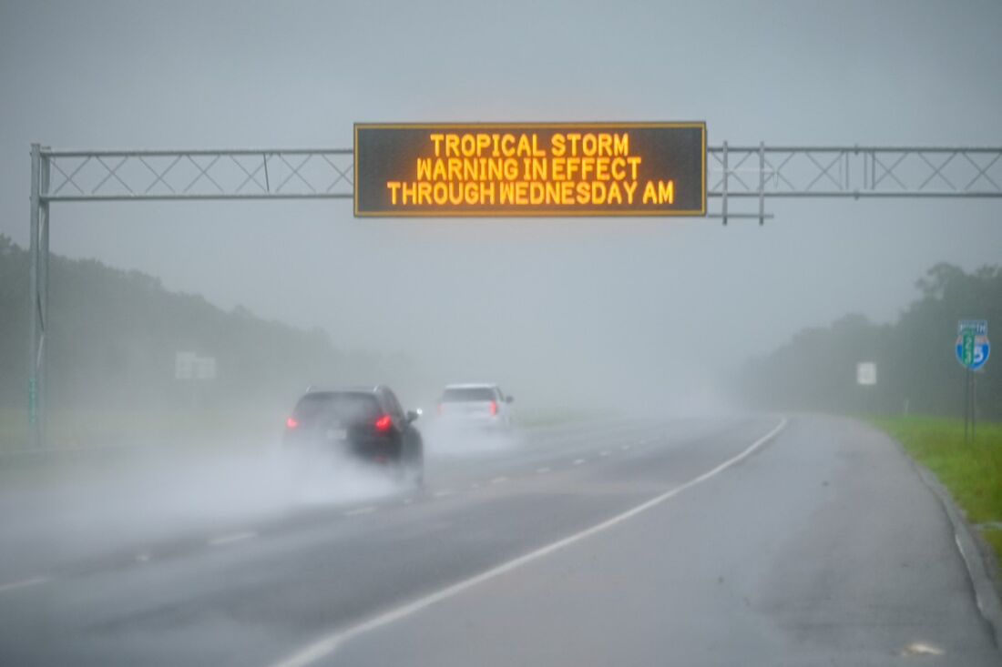 Tempestade tropical Debby ameaça sudoeste dos EUA