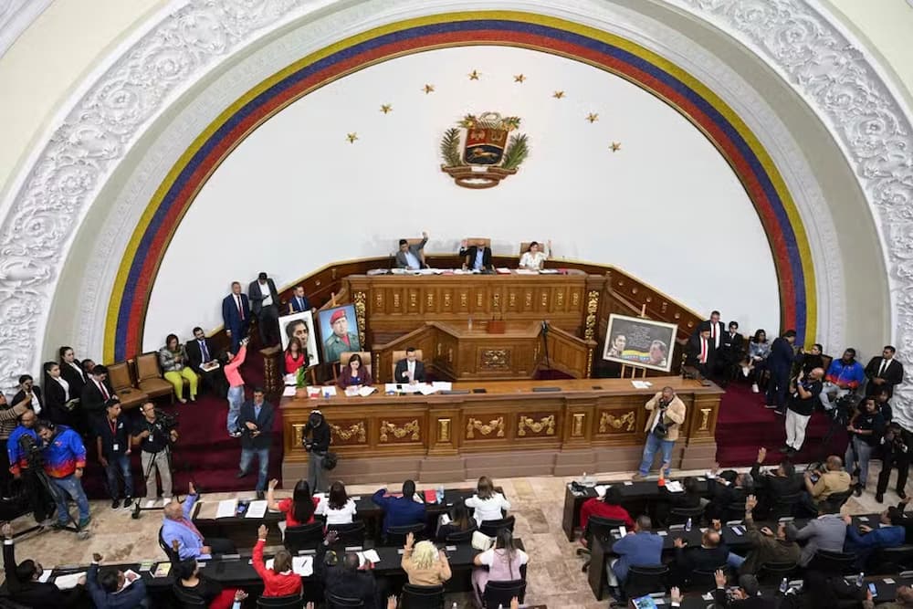 A Assembleia Nacional da Venezuela durante sessão extraordinária 