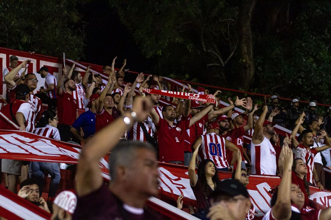 Torcida do Náutico, nos Aflitos