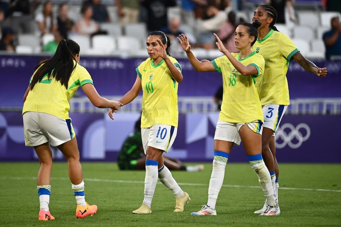 Marta terá de ficar de fora de mais um jogo do Brasil