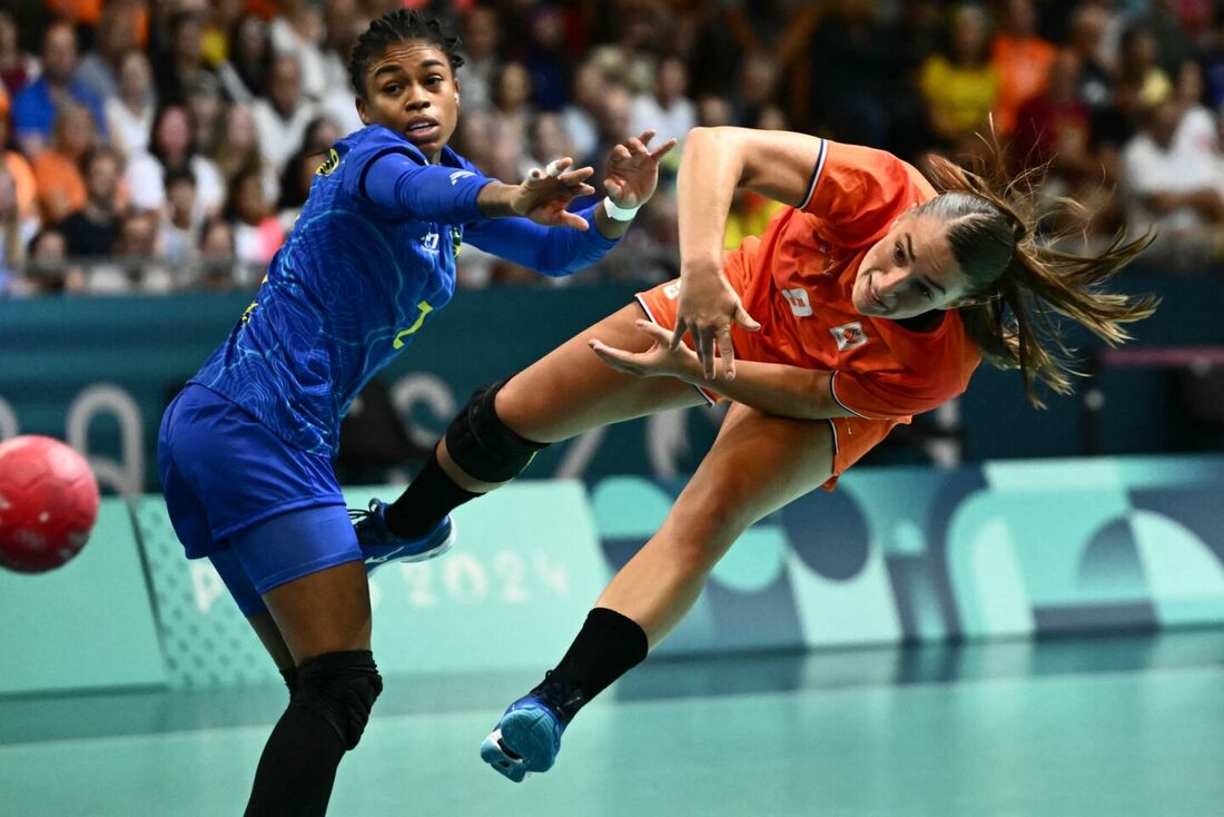 Brasil perde para a Holanda no handebol feminino