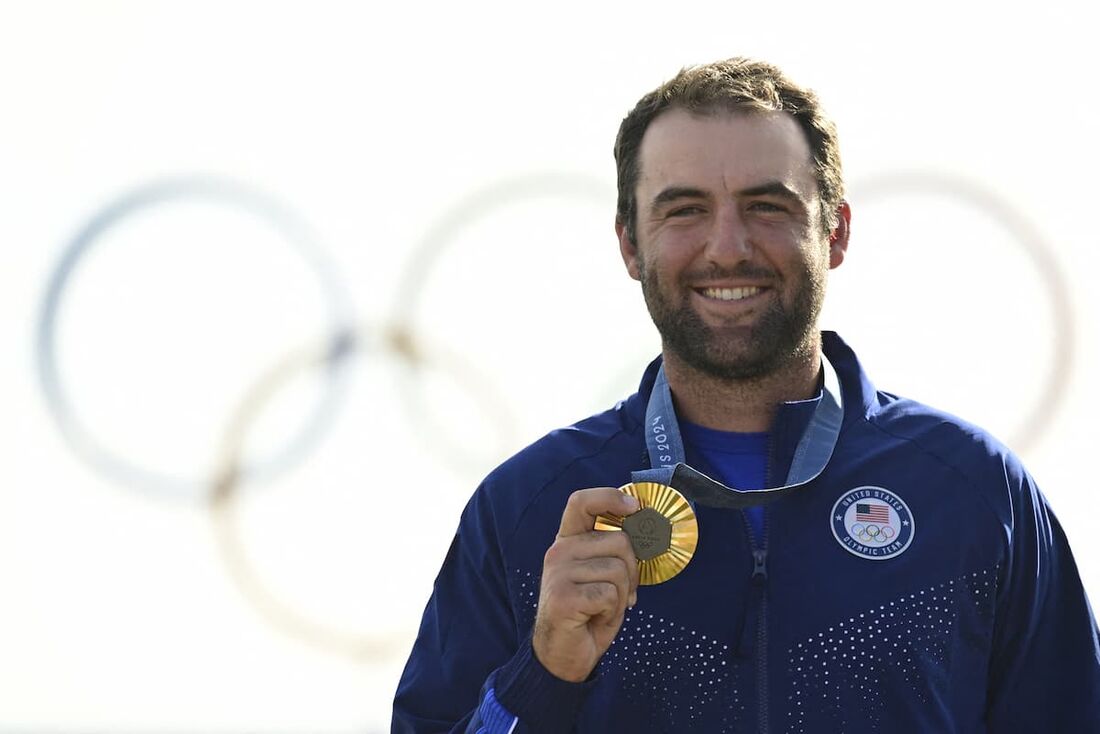 Scottie Scheffler sagrou-se campeão olímpico no golfe