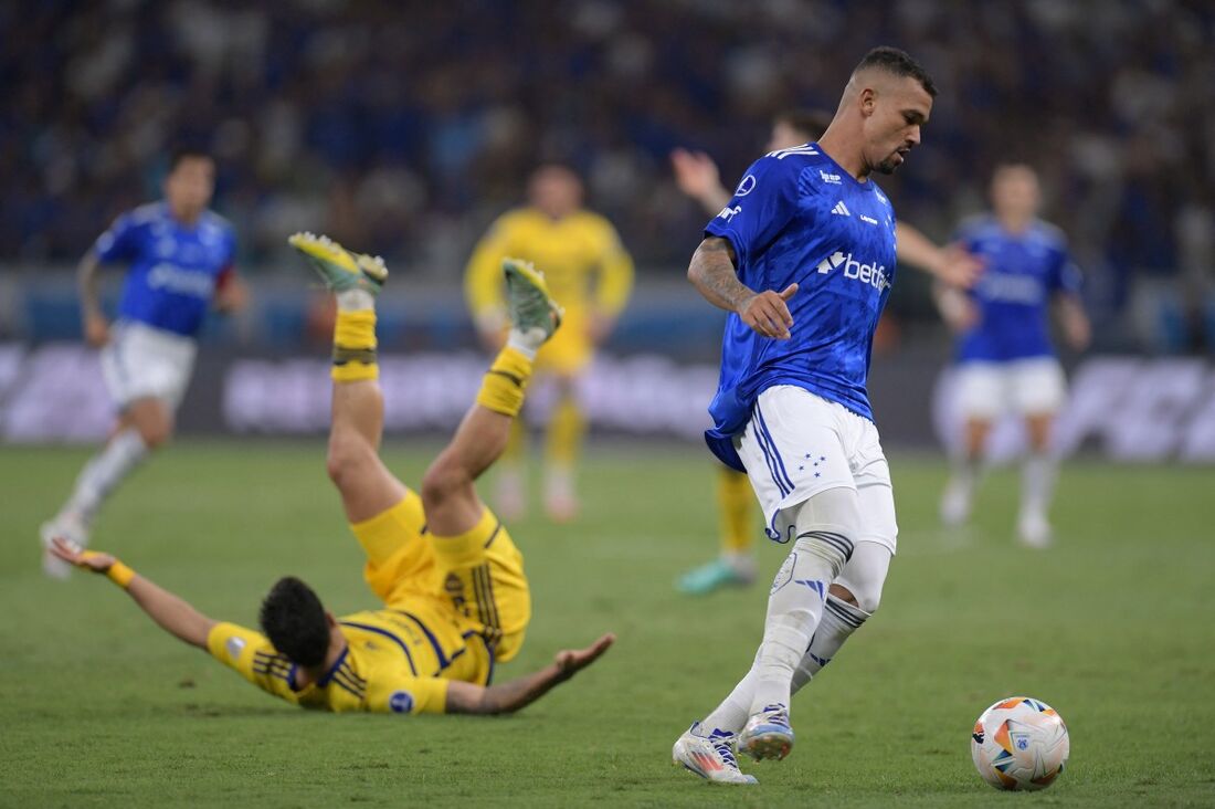 Cruzeiro vence Boca Juniors nos pênaltis e avança às quartas da Copa Sul-Americana