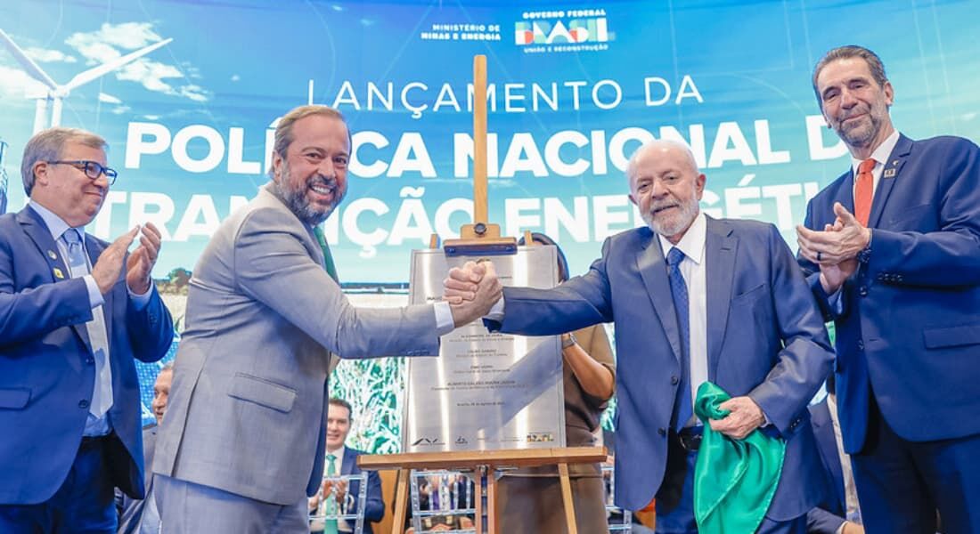 Governo aprova Política Nacional de Transição Energética em reunião com Lula