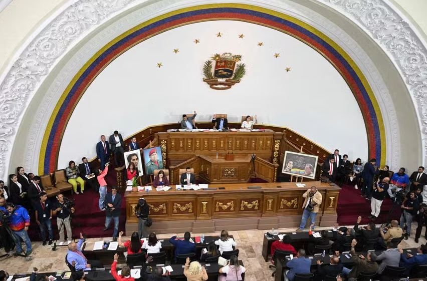 A Assembleia Nacional da Venezuela durante sessão extraordinária 