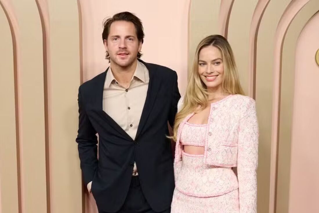 Margot Robbie é casada com o produtor de cinema Tom Ackerley há oito anos