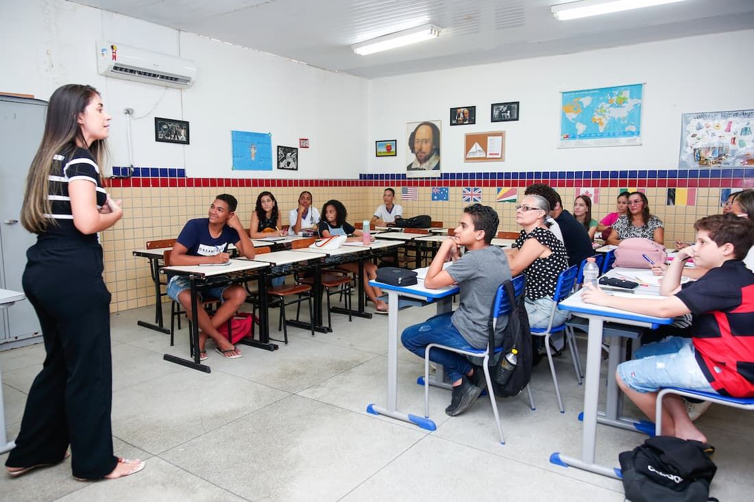 Cursos gratuitos de idiomas: mais de 8 mil vagas para inglês, espanhol, francês e alemão