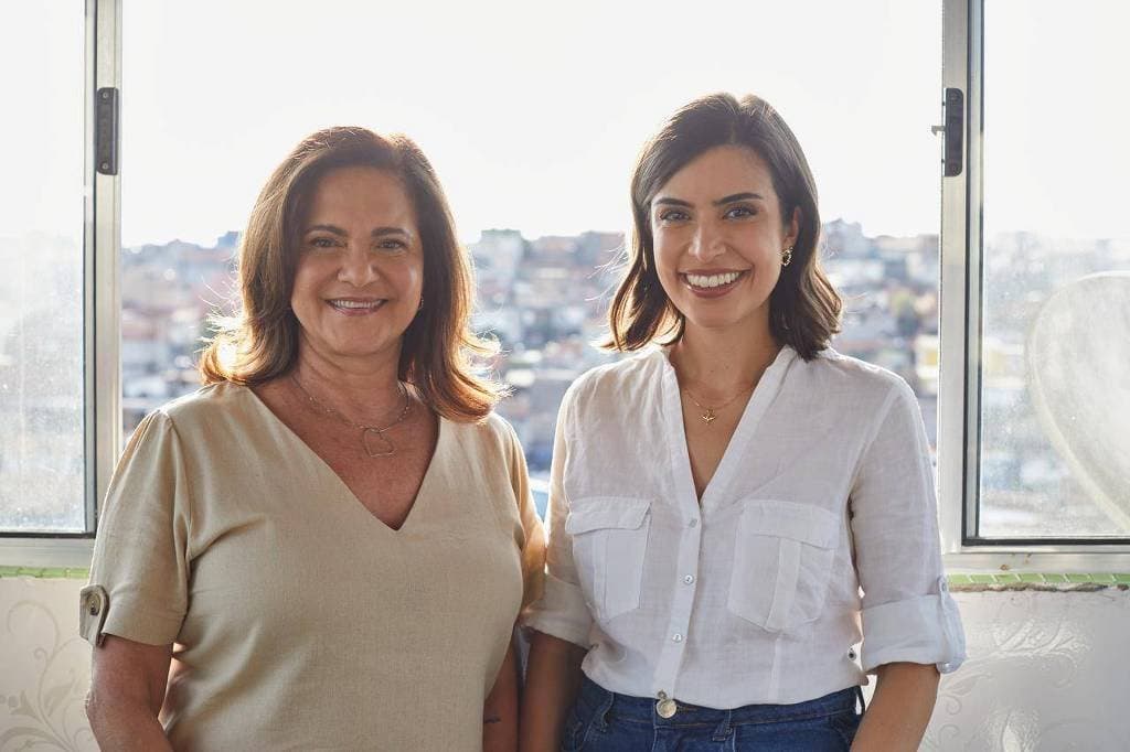  Tabata Amaral (PSB) e sua candidata a vice-prefeita, professora Lúcia França (PSB), esposa do ministro Márcio França (PSB)