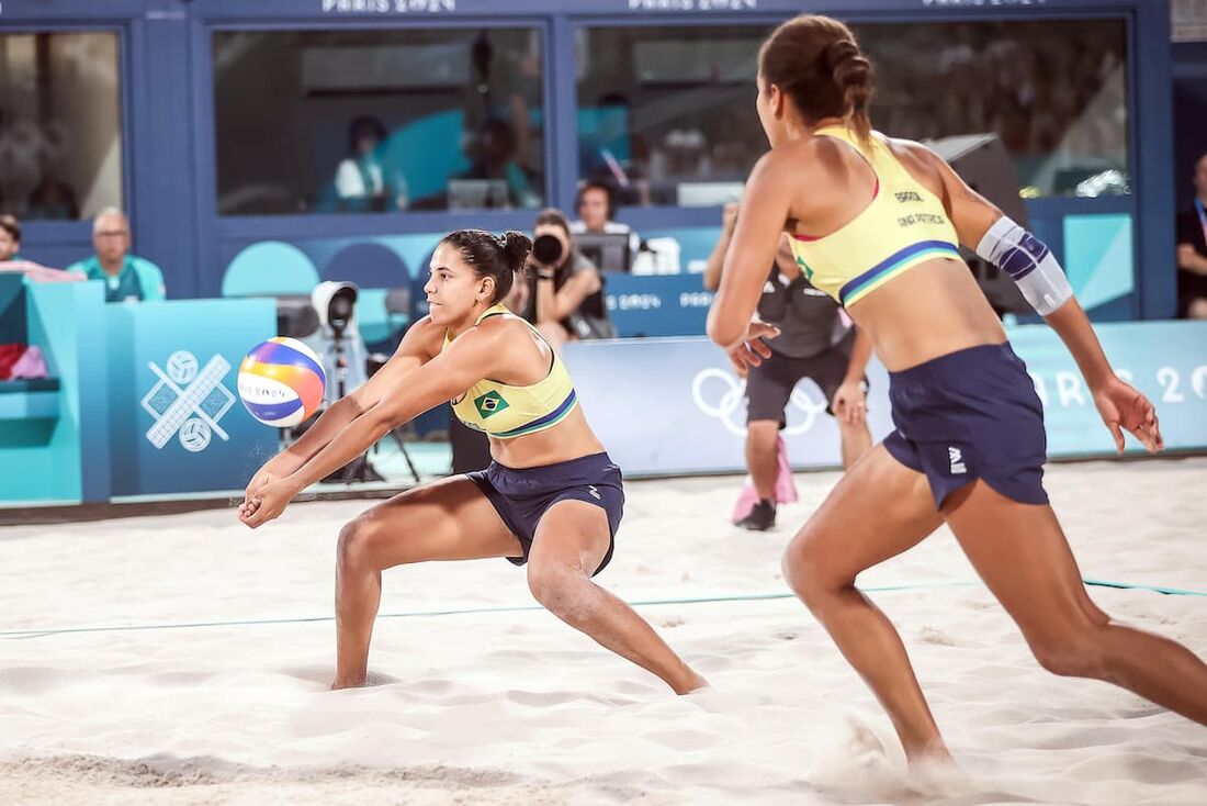 Ana Patrícia e Duda avançam à final do vôlei de praia nas Olimpíadas