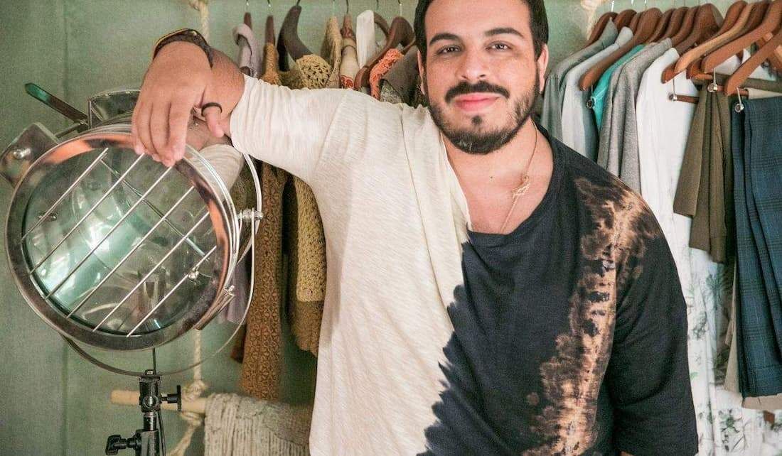 Lobianco vive o solitário personagem Durval, em "Os Outros"