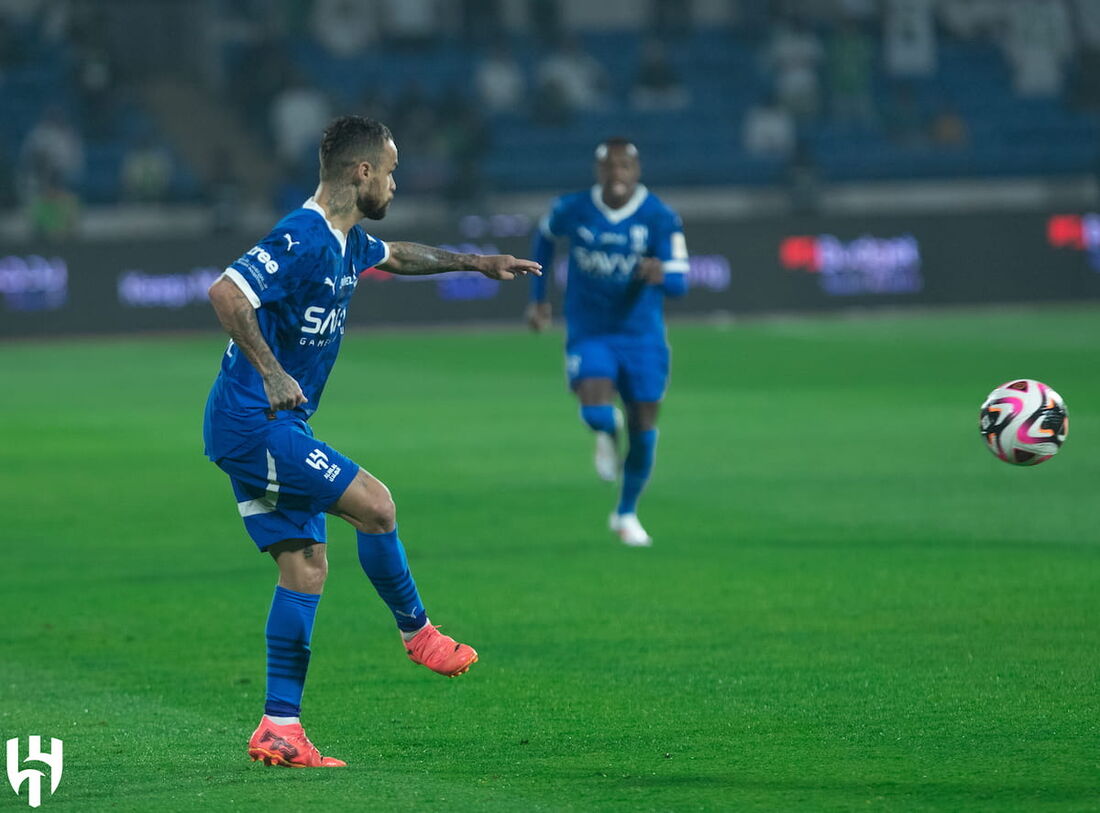 Michael em ação contra o Al-Ahli