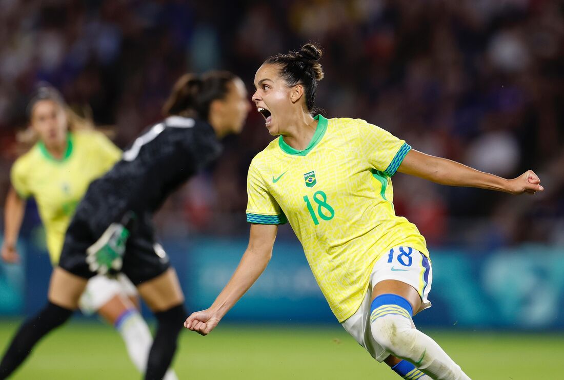 Gabi Portilho marcou o gol do Brasil contra a França, pelas quartas das Olimpíadas