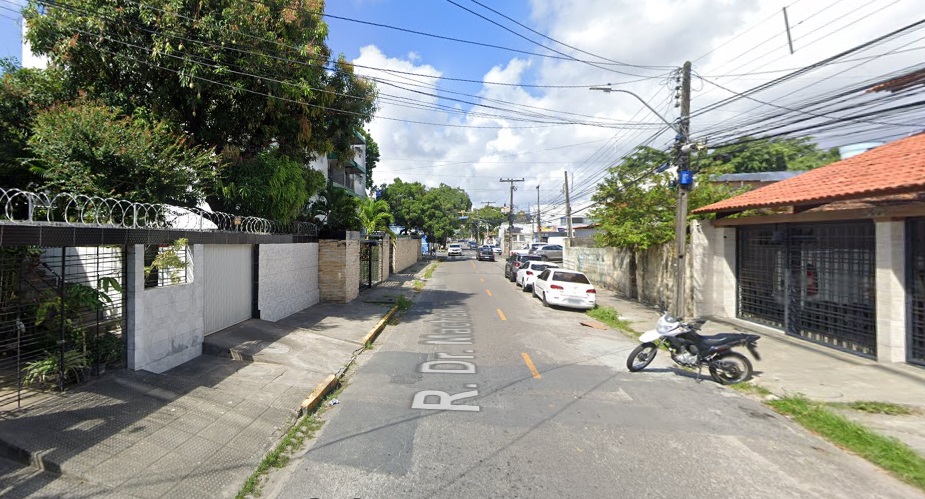 Motociclista foi identificado apenas como André e trabalhava no momento do crime, em Campo Grande