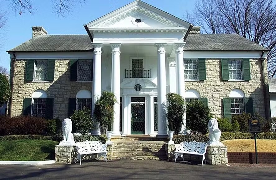 Graceland, a famosa casa de Elvis Presley em Memphis, Tennessee 