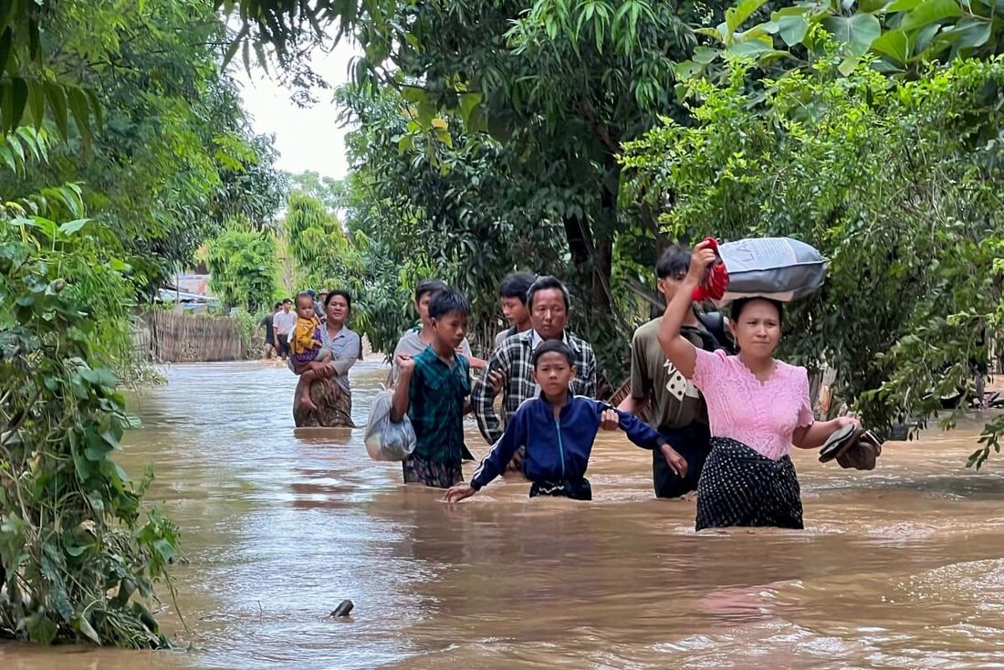 O Tufão Yagi trouxe um dilúvio colossal de chuva que inundou uma faixa do norte do Vietnã, Laos, Tailândia e Mianmar