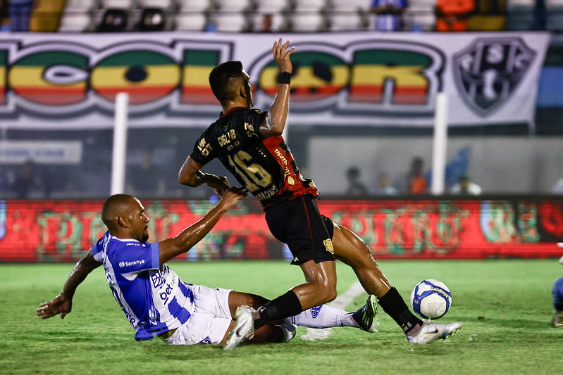 Igor Cariús, lateral do Sport, contra o Paysandu