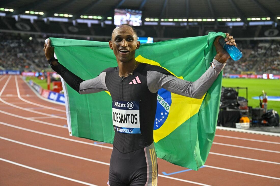 Alison dos Santos conquista o bicampeonato dos 400 metros com barreiras da Diamond League