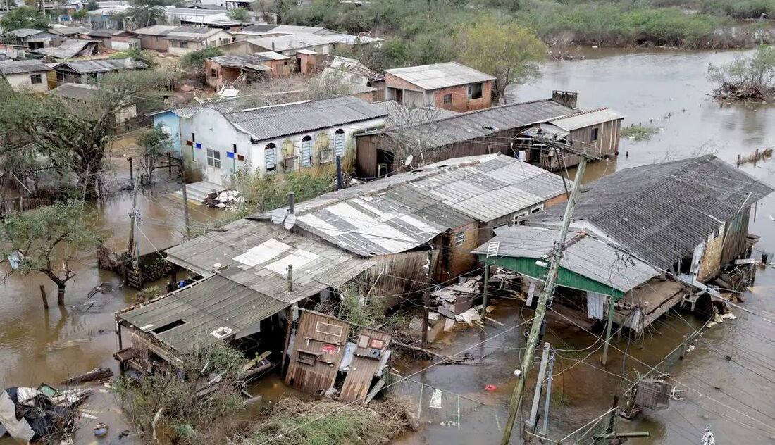 Ruas do Rio Grande do Sul depois das fortes chuvas