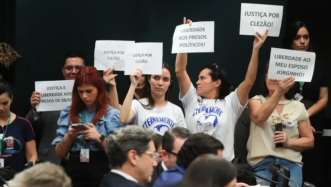 Suspensão da CCJ revoltou os deputados favoráveis à anistia