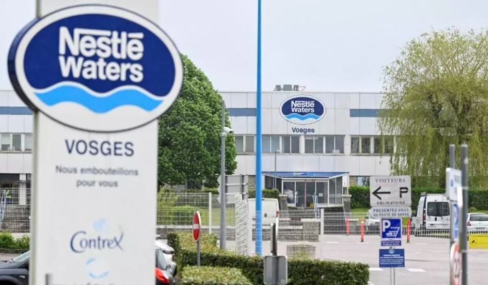 Entrada da fábrica da Nestlé em Contrexeville, em Vosges, no leste da França