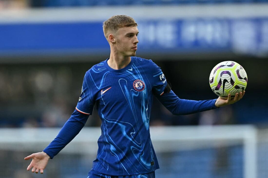 Cole Palmer, do Chelsea, faz quatro gols no primeiro tempo contra o Brighton