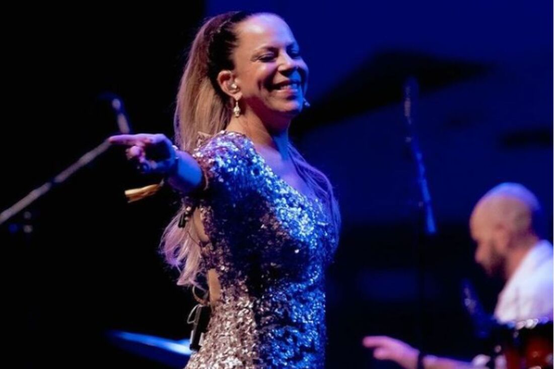 A cantora Bebel Gilberto lamentou a perda de Sergio Mendes