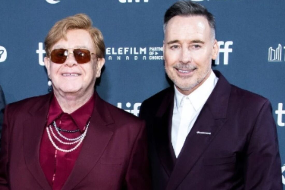 Elton John e o marido David Furnish estão em uma relação de mais de 30 anos