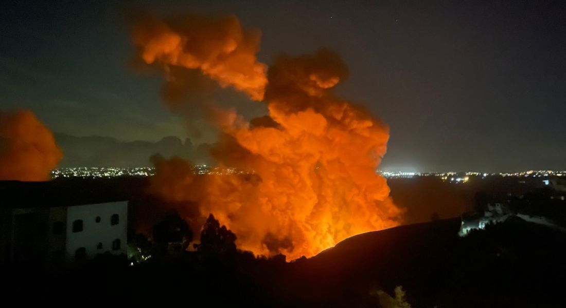 A ofensiva acontece no mesmo momento em que as Forças de Defesa Israelense conduz uma série de bombardeios a alvos militares no Irã