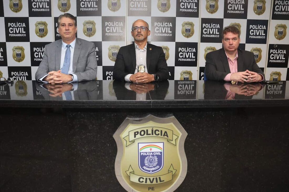 Delegado Darlson Freire, gestor do Departamento de Polícia da Criança e do Adolescente; delegado Ivaldo Pereira, diretor da DIRESP; delegado Geraldo da Costa; delegado da Delegacia de Crimes contra a Criança e do Adolescente (Decca)