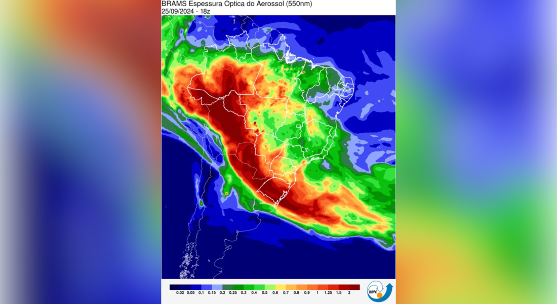 Fumaça dos incêndios chega a mais de 80% do território brasileiro em variados graus, sendo que o verde indica locais com poluição do ar mais moderada 