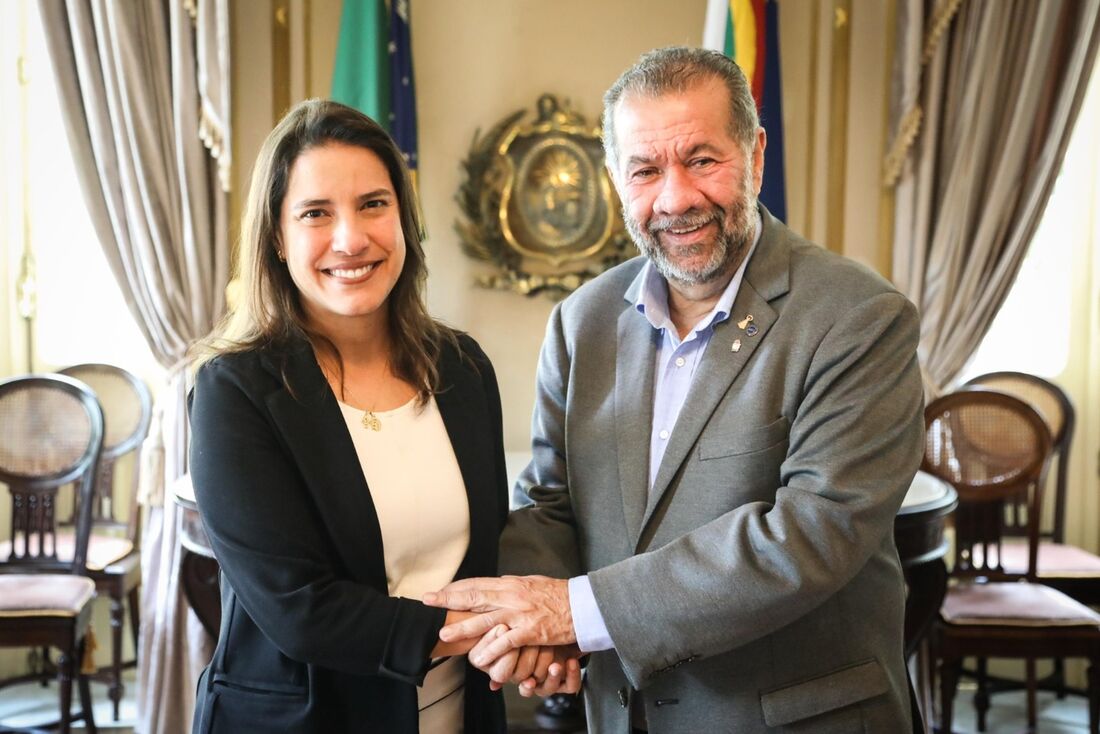 Governadora Raquel Lyra junto ao ministro da Previdência, Carlos Lupi.