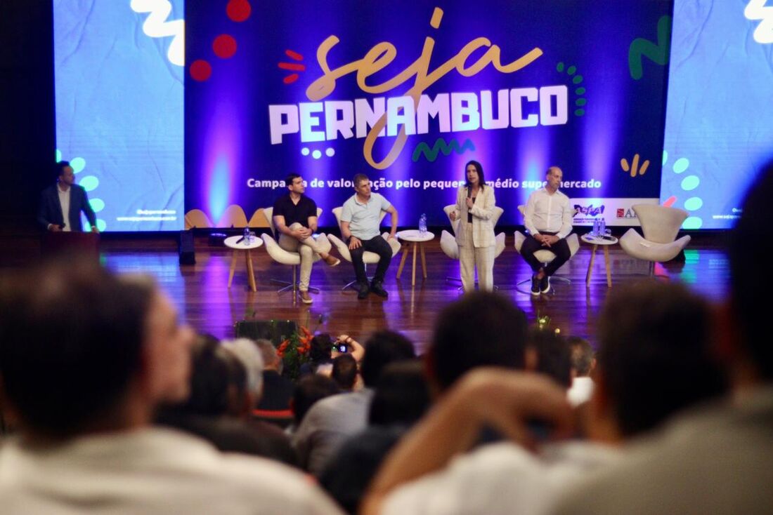 Seja Pernambuco, evento empresarial da cadeia de abastecimento, realizado no auditório do museu Cais do Sertão.