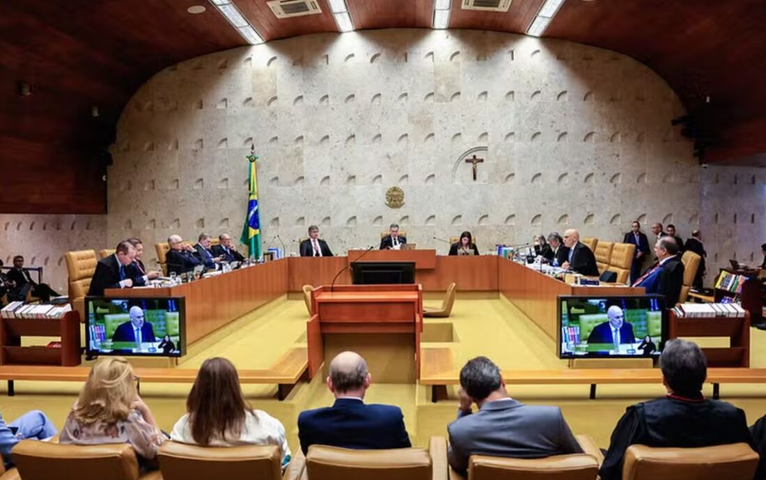 Plenário do STF durante sessão de julgamento 