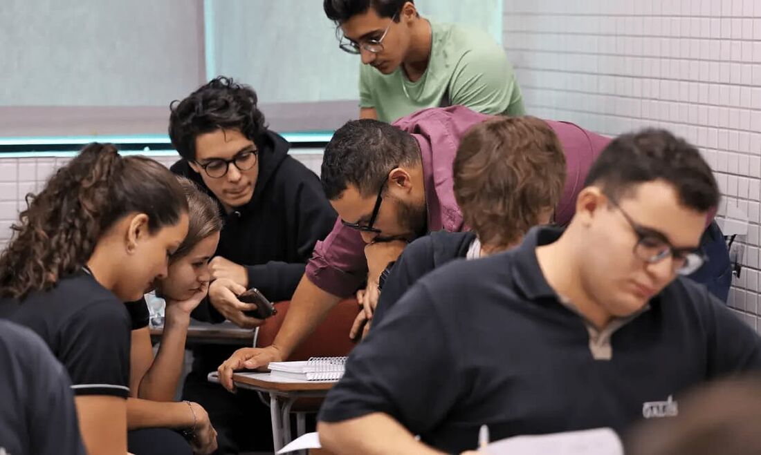 O Ministério da Educação (MEC) fará uma prova única para ajudar estados e municípios a selecionar professores para escolas públicas de todo o país.