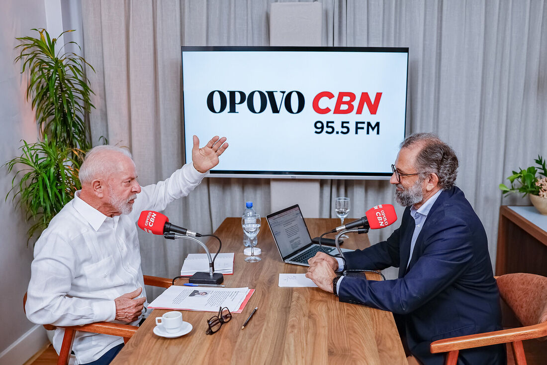 Presidente da República, Luiz Inácio Lula da Silva, durante entrevista à Rádio O Povo/CBN de Fortaleza